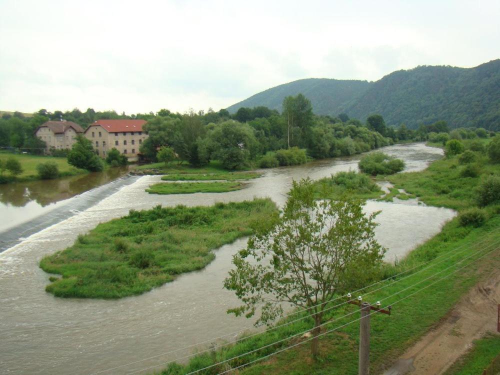 Penzion Na Pracharne Kladruby  Экстерьер фото