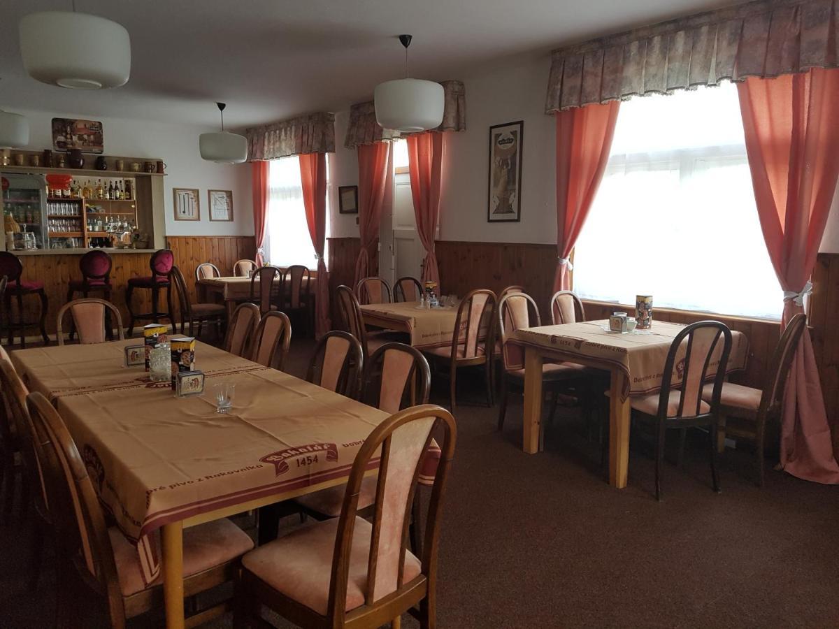 Penzion Na Pracharne Kladruby  Экстерьер фото