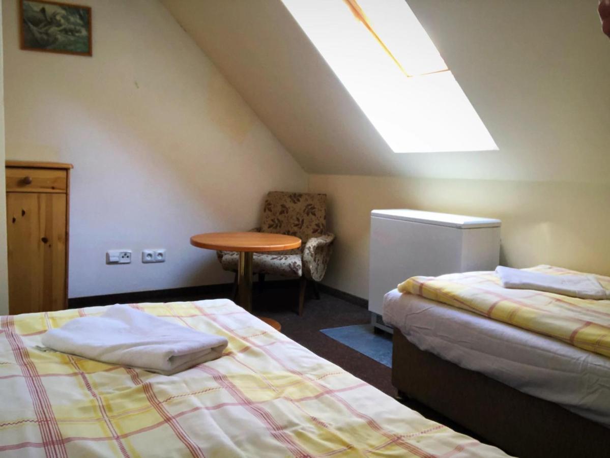 Penzion Na Pracharne Kladruby  Экстерьер фото